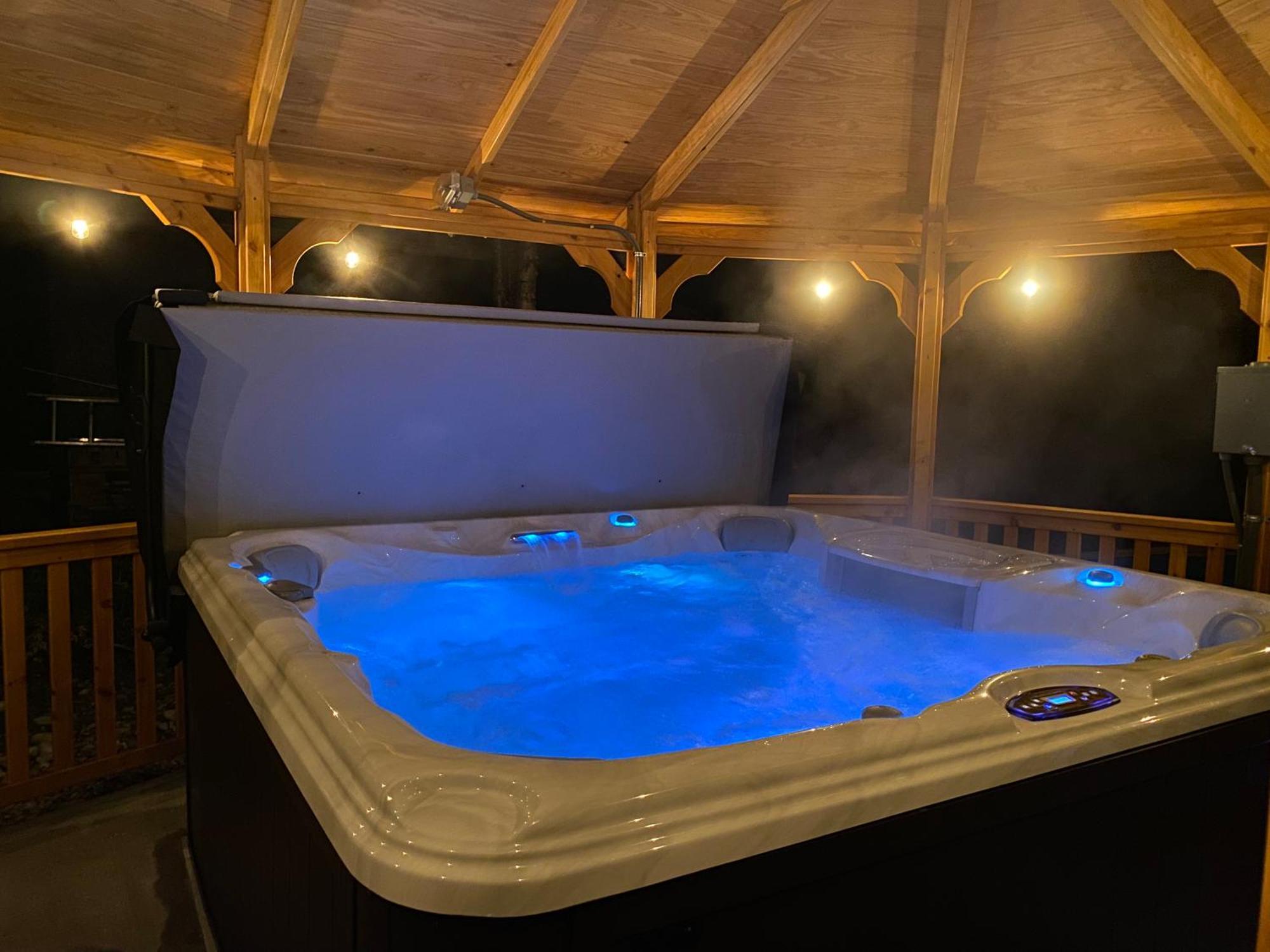Talkeetna Log Cabin With Hot Tub Unit 1 Buitenkant foto