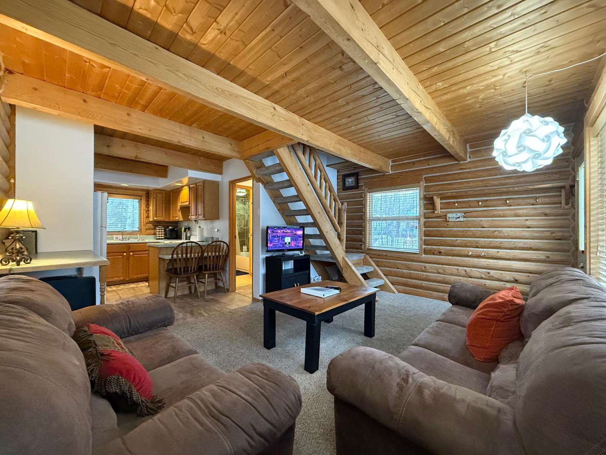 Talkeetna Log Cabin With Hot Tub Unit 1 Buitenkant foto