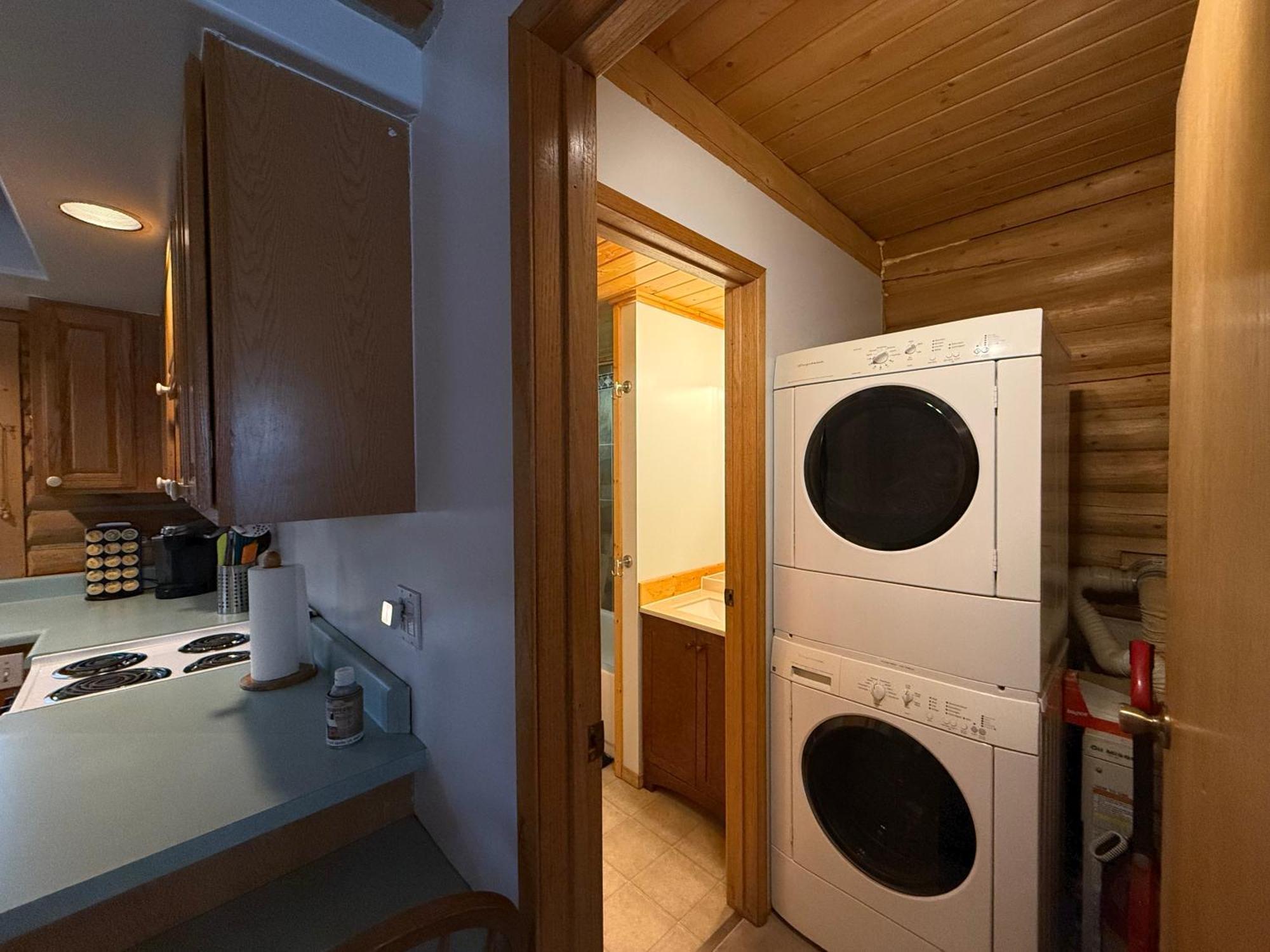 Talkeetna Log Cabin With Hot Tub Unit 1 Buitenkant foto