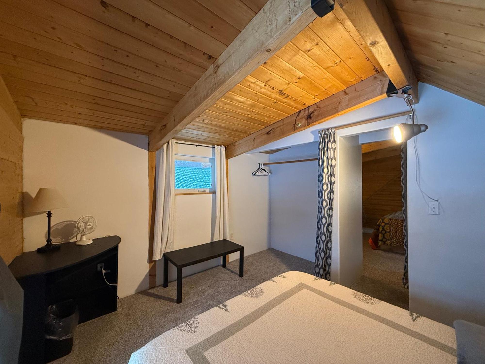 Talkeetna Log Cabin With Hot Tub Unit 1 Buitenkant foto